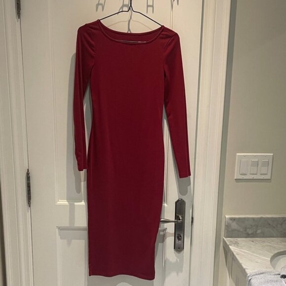Bundle of Three Shein Long Sleeve Dresses in Gray and Red - Picture 3 of 6